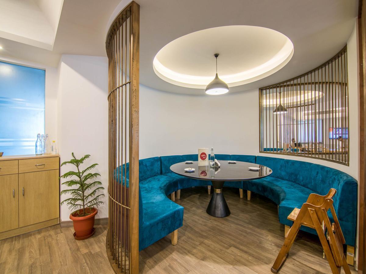 Oyo Townhouse 028 Corporate Suite Noida Bagian luar foto