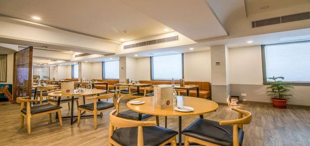 Oyo Townhouse 028 Corporate Suite Noida Fasilitas foto